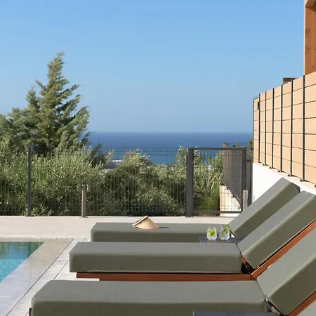 Olvios Villas, With 35m2 Pool & Seaviews, By Thinkvilla Candia