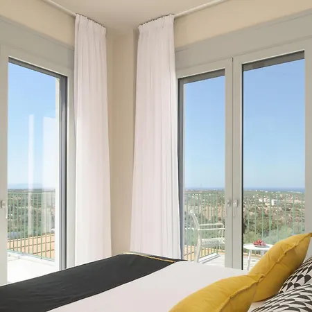 Olvios Villas, With 35m2 Pool & Seaviews, By Thinkvilla Candia