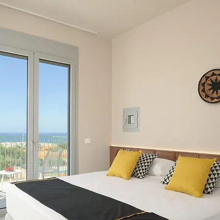 Olvios Villas, With 35m2 Pool & Seaviews, By Thinkvilla Candia