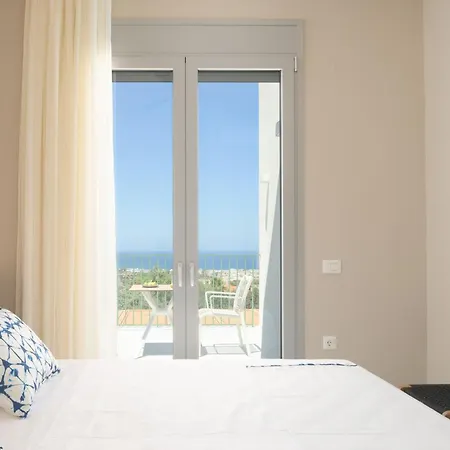Olvios Villas, With 35m2 Pool & Seaviews, By Thinkvilla Villa Candia