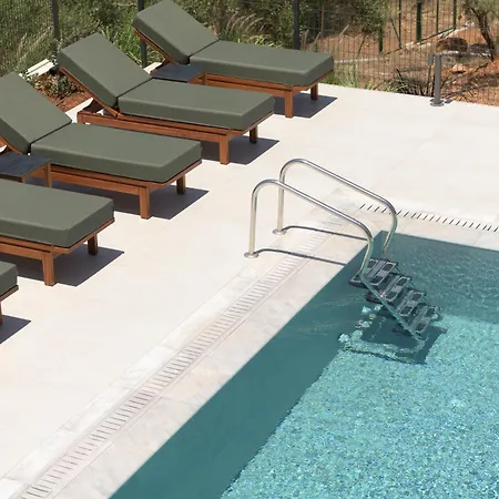 Olvios Villas, With 35m2 Pool & Seaviews, By Thinkvilla Candia