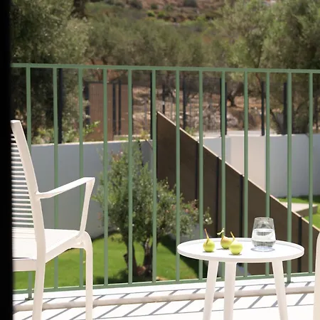 Olvios Villas, With 35m2 Pool & Seaviews, By Thinkvilla Villa Candia