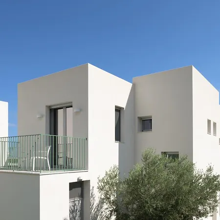 Olvios Villas, With 35m2 Pool & Seaviews, By Thinkvilla *